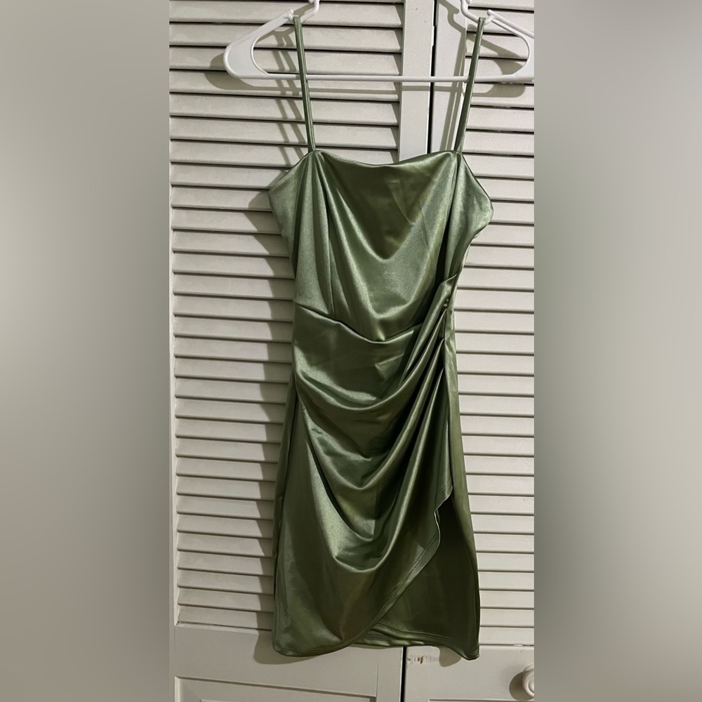 New Woman’s Windsor Satin Dress in Sage Small